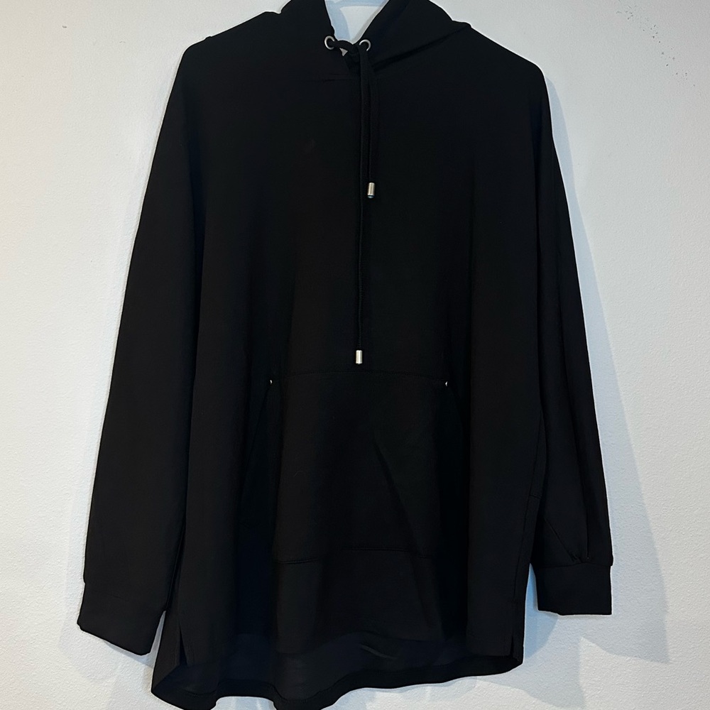 MAGASCHONI brand hooded black sweatshirt with drawstring in a woman’s‎ size 1X.